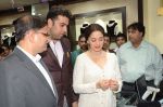 Madhuri Dixit launches png store on 5th March 2016 (16)_56dc1d6b1622e.JPG