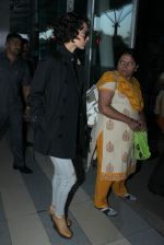 Kangana Ranaut snapped at airport on 10th March 2016 (4)_56e26c404ede9.JPG