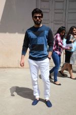 Fawad Khan at Kapoor N Sons promotions in Mumbai on 13th March 2016 (43)_56e5765224813.JPG