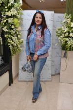 Poonam Dhillon at Akanksha Aggarwal_s store launch on 16th March 2016 (71)_56ea5b775f92d.JPG