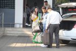 Manyata Dutt leaves for Tirupati on 17th March 2016 (6)_56eb9e5c174b8.JPG