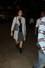 Huma Qureshi snapped at airport on 19th March 2016 (132)_56ef999935533.JPG