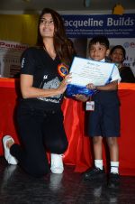Jacqueline Fernandez at habitat for humaity event on 23rd March 2016 (6)_56f38b1037613.JPG