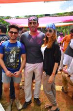 at Meet Brothers Holi Bash on 24th March 2016 (43)_56f51acd2c273.JPG