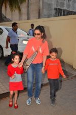 manyata dutt snapped with kids on 27th March 2016 (9)_56f8ffe4d1a42.JPG