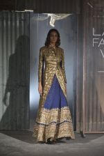 Model at Anand Kabra_s show for LFW 2016 on 30th March 2016(323)_56fcd08f3de8c.JPG