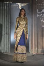Model at Anand Kabra_s show for LFW 2016 on 30th March 2016(326)_56fcd09297411.JPG