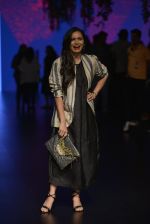 Maria Goretti at Anita Dongre Show at LIFW 2016 Day 3 on 1st April 2016 (24)_56ffb538a4186.JPG