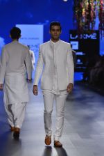 Model walks for Anita Dongre Show at LIFW 2016 Day 3 on 1st April 2016 (218)_56ffb4661a6b0.JPG