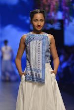 Model walks for Anita Dongre Show at LIFW 2016 Day 3 on 1st April 2016 (386)_56ffb5d75b8be.JPG
