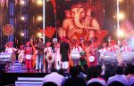 Shahrukh Khan at Marathi event Chala Hawa Yeu Dya on 9th April 2016 (5)_570a25aab6277.jpg
