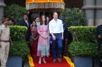 Prince William & Kate Middleton in Mumbai on 10th April 2016 (13)_570b88b1885a1.JPG