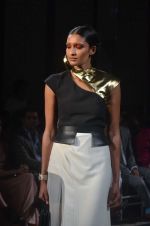 at Bibhu Mohapatra show on 18th April 2016 (128)_5715c252caf02.JPG