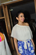 Rakul Preet Singh at Radio Mirchi 10th Anniversary Celebrations on 22nd April 2016 (5)_571ad5bdc43a1.jpg