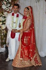 Bipasha Basu and Karan Singh Grover_s Wedding on 30th April 2016 (32)_5726fd86a666a.JPG