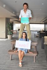 Shraddha Kapoor and Tiger Shroff photo shoot for Baaghi promotions (41)_57288c1d67e48.JPG