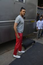 Riteish Deshmukh at Housefull 3 on the sets of The Kapil Sharma show on 9th May 2016 (99)_57320f3959ad4.JPG