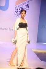 at JD Fashion Institute annual show on 10th May 2016 (36)_5732e046c0ea3.JPG