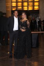 Lara Dutta at Preity Zinta Wedding Reception in Mumbai on 13th May 2016 (4)_5736d91b05b1f.jpg