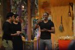 Raveena Tandon, Dwayne Bravo on the sets of Sony Entertainment Television_s The Kapil Sharma on 16th May 2016 (75)_573ac91d53df9.JPG