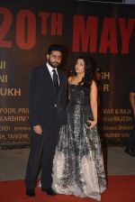 Aishwarya Rai Bachchan, Abhishek Bachchan at Sarbjit Premiere in Mumbai on 18th May 2016 (244)_573d96871aa1b.JPG