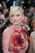 at Cannes 2016 on 18th May 2016 (18)_573d76b4d7eb1.jpg