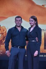 Anushka Sharma, Salman Khan at Sultan Trailer Launch on 24th May 2016 (176)_5746e01cd1e20.JPG