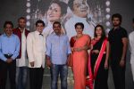Vidya Balan, Mangesh Desai at Ek Albela film launch in Mumbai on 28th May 2016 (111)_574a9524d70cf.JPG