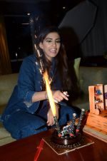 Sonam Kapoor celebrates her bday on 9th June 2016 (13)_575a85d99ece0.JPG