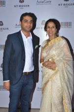 Shobhaa De at Jogen Chaudhry_s art event hosted by Gayatri Ruia and ST Regis on 10th June 2016 (100)_575c31ff9b6fe.JPG