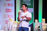 Randeep Hooda promotes for Ariel  detergent Powder on 16th June 2016 (2)_57639aaf37c9d.JPG