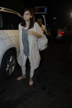 Dia Mirza leaves for IIFA on Day 2 on 21st June 2016(209)_576a2234af0bb.JPG