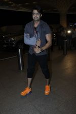 Manish Paul leaves for IIFA on Day 2 on 21st June 2016(133)_576a22c44e95c.JPG