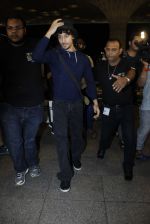 Tiger Shroff leaves for IIFA on Day 2 on 21st June 2016(183)_576a242ef10c1.JPG
