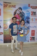 Yami Gautam, Pulkit Samrat at junooniyat press meet in delhi on 22nd June 2016 (4)_576aa1403918a.jpg