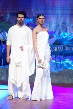 An Ode To Weaves and Weavers Fashion show at HICC Novotel, Hyderabad on June 21, 2016 (81)_576be42edf65f.JPG