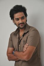 Sumanth Ashwin Photoshoot (108)_576bef525ce92.jpg