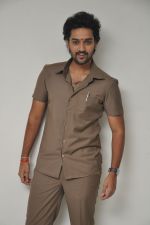 Sumanth Ashwin Photoshoot (136)_576bef8c23570.jpg