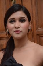 Mannara Chopra Photoshoot (69)_576fc0675d9c9.jpg