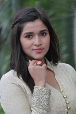 Mannara Chopra Photoshoot (93)_576fc00dd8315.jpg