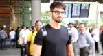 Shahid Kapoor snapped at the airport on June 26, 2016 (3)_5771314849006.jpg