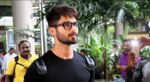 Shahid Kapoor snapped at the airport on June 26, 2016 (4)_57713148e5563.jpg