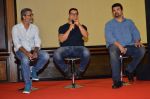 Aamir Khan, Siddharth Roy Kapoor, Nitesh Tiwari at Dangal launch in Mumbai on 4th July 2016 (43)_577b2a2e9b502.JPG