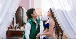 Ritesh Deshmukh, Urvashi Rautela in Resham Ka Rumaal song still from Great Grand Masti Movie (1)_577c80df0e11d.jpg