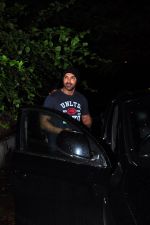 John Abraham snapped as he watches Dishoom in Juhu on 8th July 2016 (1)_57806dde20fb2.JPG