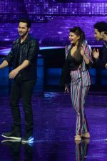 Varun Dhawan, Jacqueline Fernandez promote Dishoom on the sets of Dance 2 plus on 11th July 2016 (35)_57847585afd14.JPG