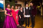 Jeetendra and Shobha Kapoor with Divyanka Tripathi and Vivek Dahiya and their mother at Divyanka-Vivek_s Happily Ever After Party in Mumbai on 14th july 2016 _5789244d6b598.jpg