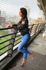 Jacqueline Fernandez at Dishoom promotions in Mumbai on 17t (11)_578c661cecbf9.jpg