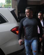 Salman Khan at Rio Olympics meet in Delhi on 18th July 2016 (2)_578e23ea9470c.jpg