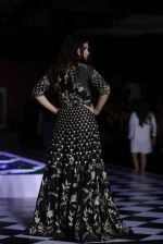 Bhumi Pednekar walk the ramp for Anita Dongre show at the FDCI India Couture Week 2016 on 21st July 2016 (282)_5791a5afac101.JPG